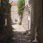 Old Town Oasis House *