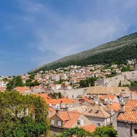 Old Town Oasis House شقة