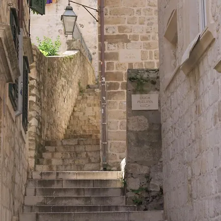 Old Town Oasis House دوبروفينك