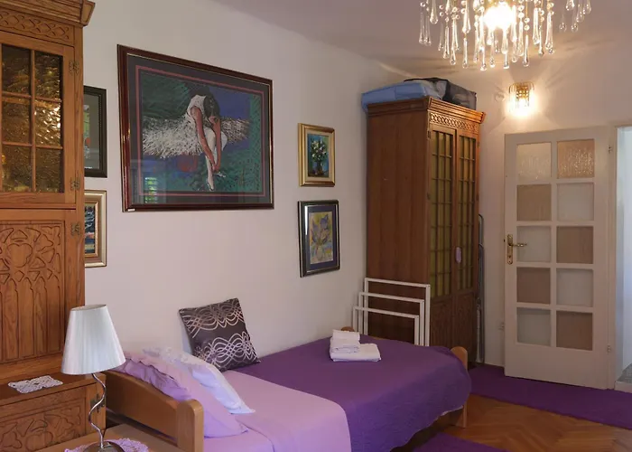 Old Town Oasis House